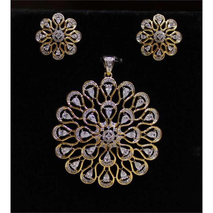 WhatsApp Image 2026-06-24 at 6.49.30 PM (2) Pendant Set - Image 1