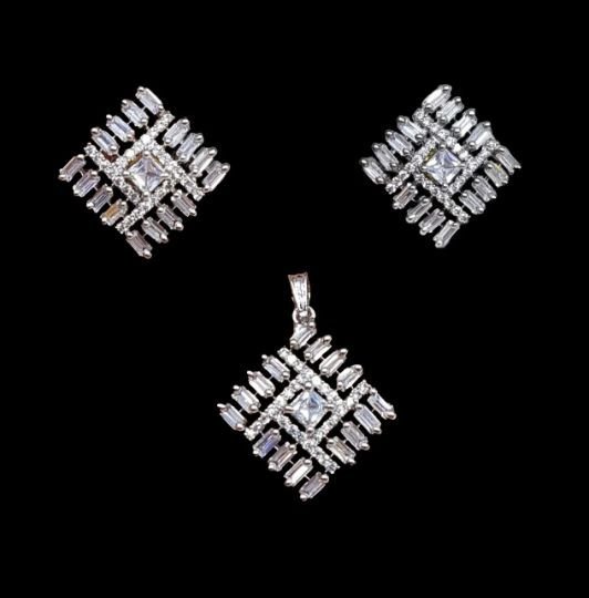 WhatsApp Image 2026-06-24 at 6.49.31 PM Pendant Set - Image 1